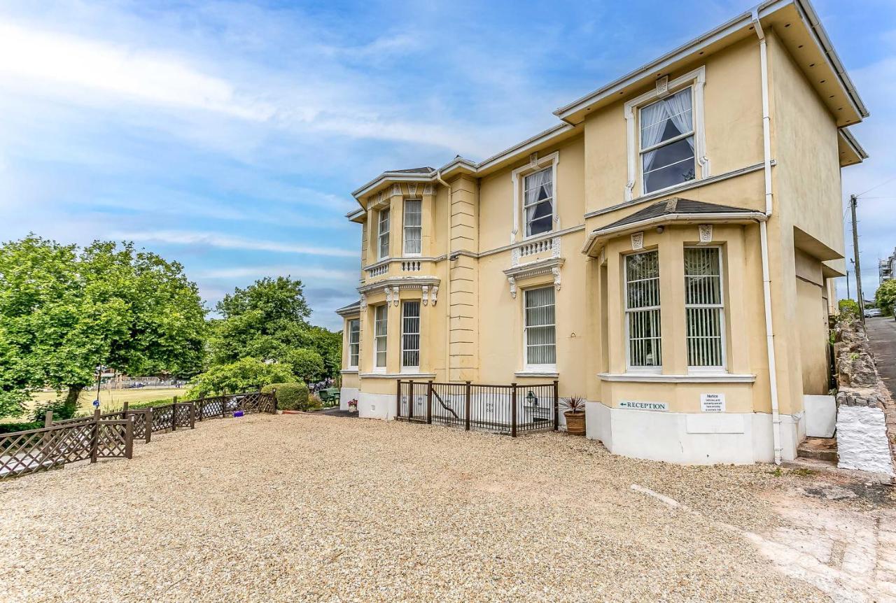 The Berburry Bed & Breakfast Torquay Exterior photo